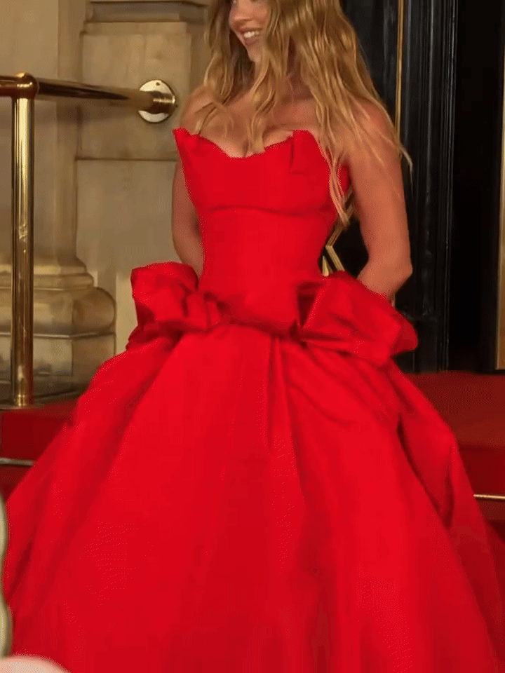 Bombshell energy: Sydney Sweeney u crvenoj Vera Wang haljini koja oduzima dah