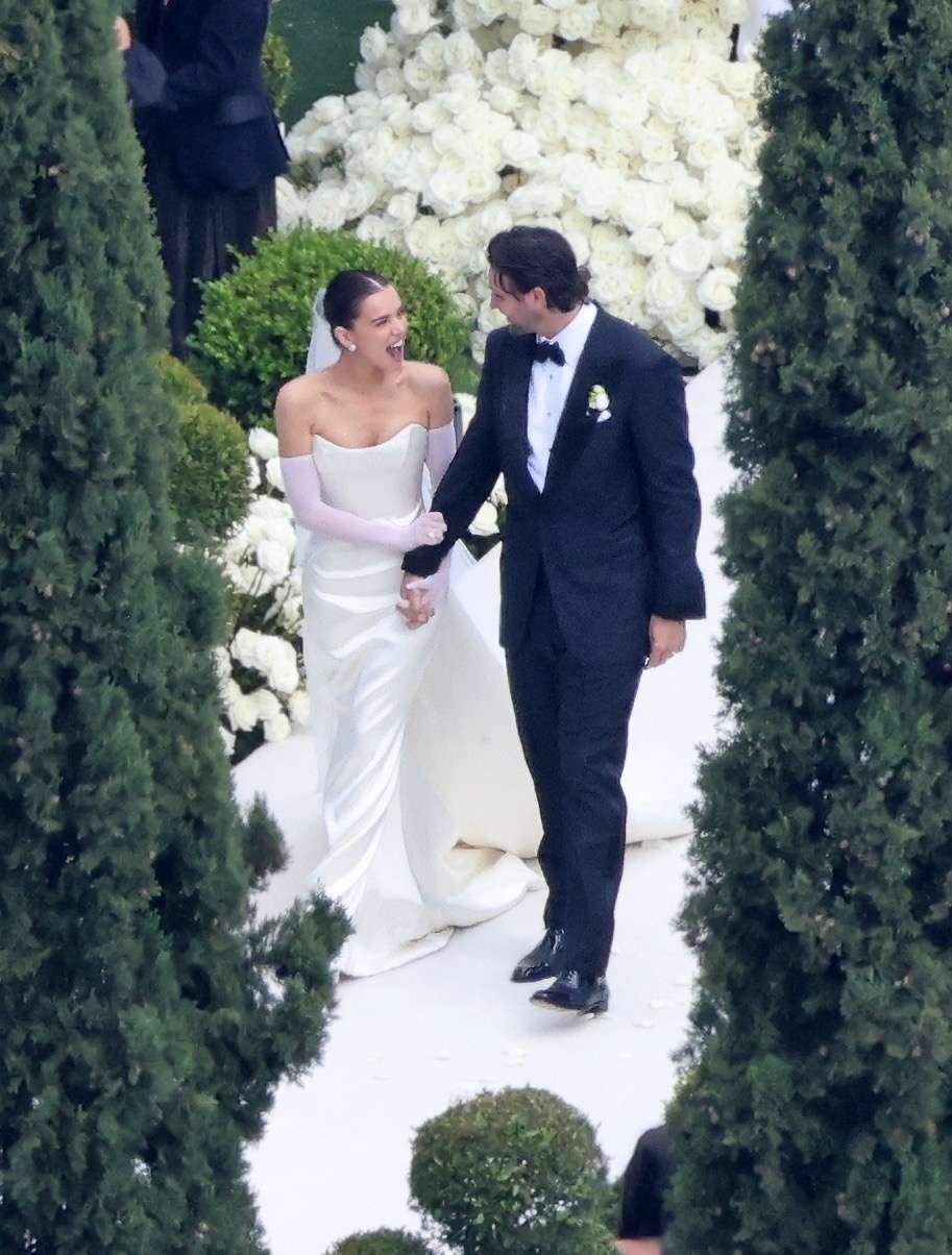 Hailee Steinfeld i Josh Allen su se venčali! Donosimo prve fotografije sa intimne ceremonije