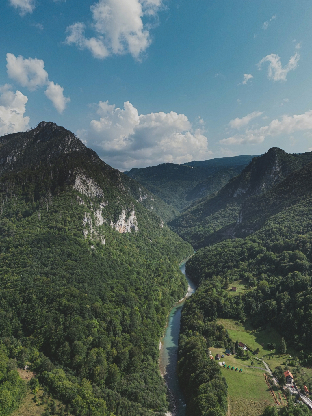 Kanjon 987: Mesto za miran odmor, ali i adrenalin, kao i avanturu