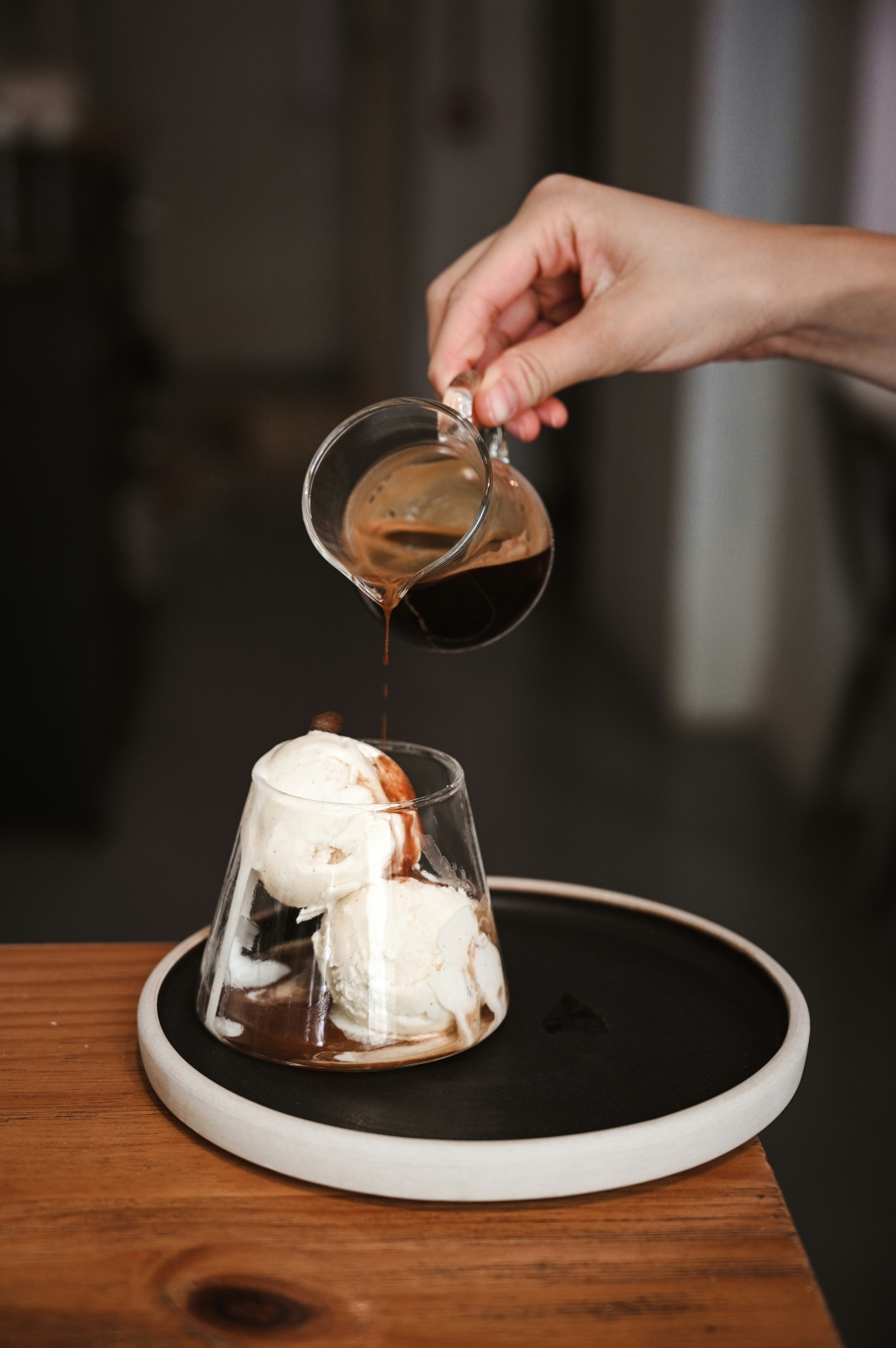 Savršeni spoj kafe i sladoleda: Italijanski affogato je sve što nam je potrebno tokom letnjih vrućina