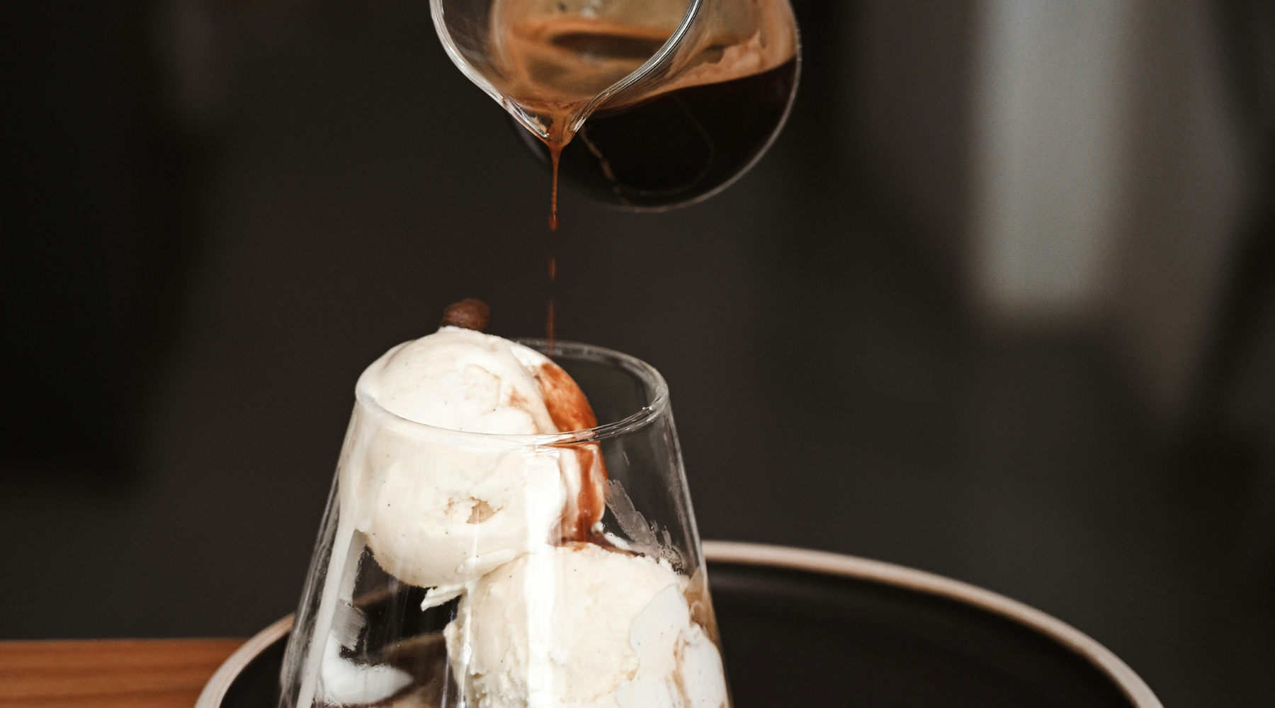 Savršeni spoj kafe i sladoleda: Italijanski affogato je sve što nam je potrebno tokom letnjih vrućina