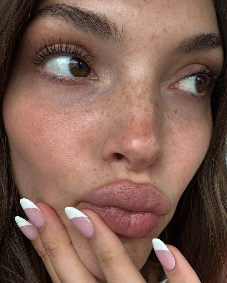 Rumenilo i bronzer u jednom proizvodu? Otkrivamo šta su blonzeri i izdvajamo favorite