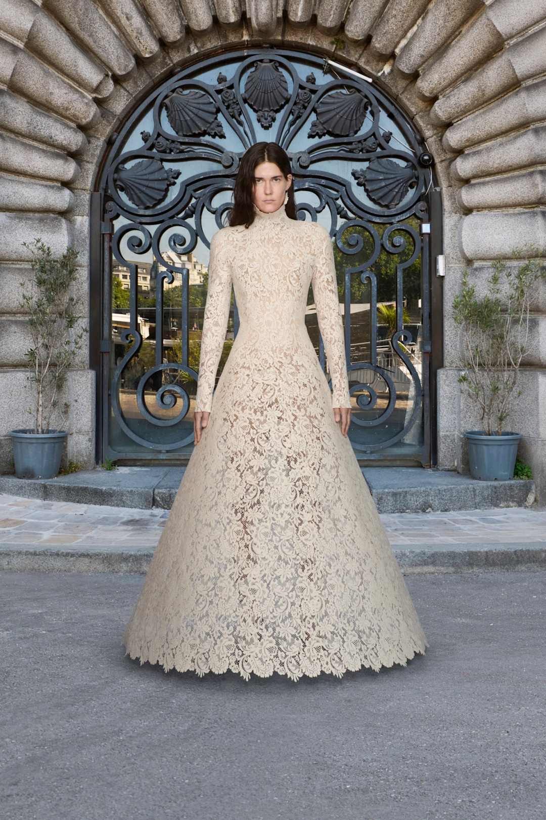 Balenciaga Haute Couture Fall/Winter 2025: Demnina oproštajna kolekcija koju ćemo pamtiti
