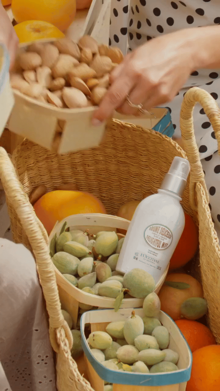 Ovaj lagani hair & body mist sa mirisnim notama badema i vanile favorizujemo tokom leta