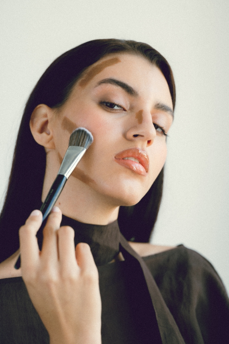 Maybelline-Lifter-Stix-1
