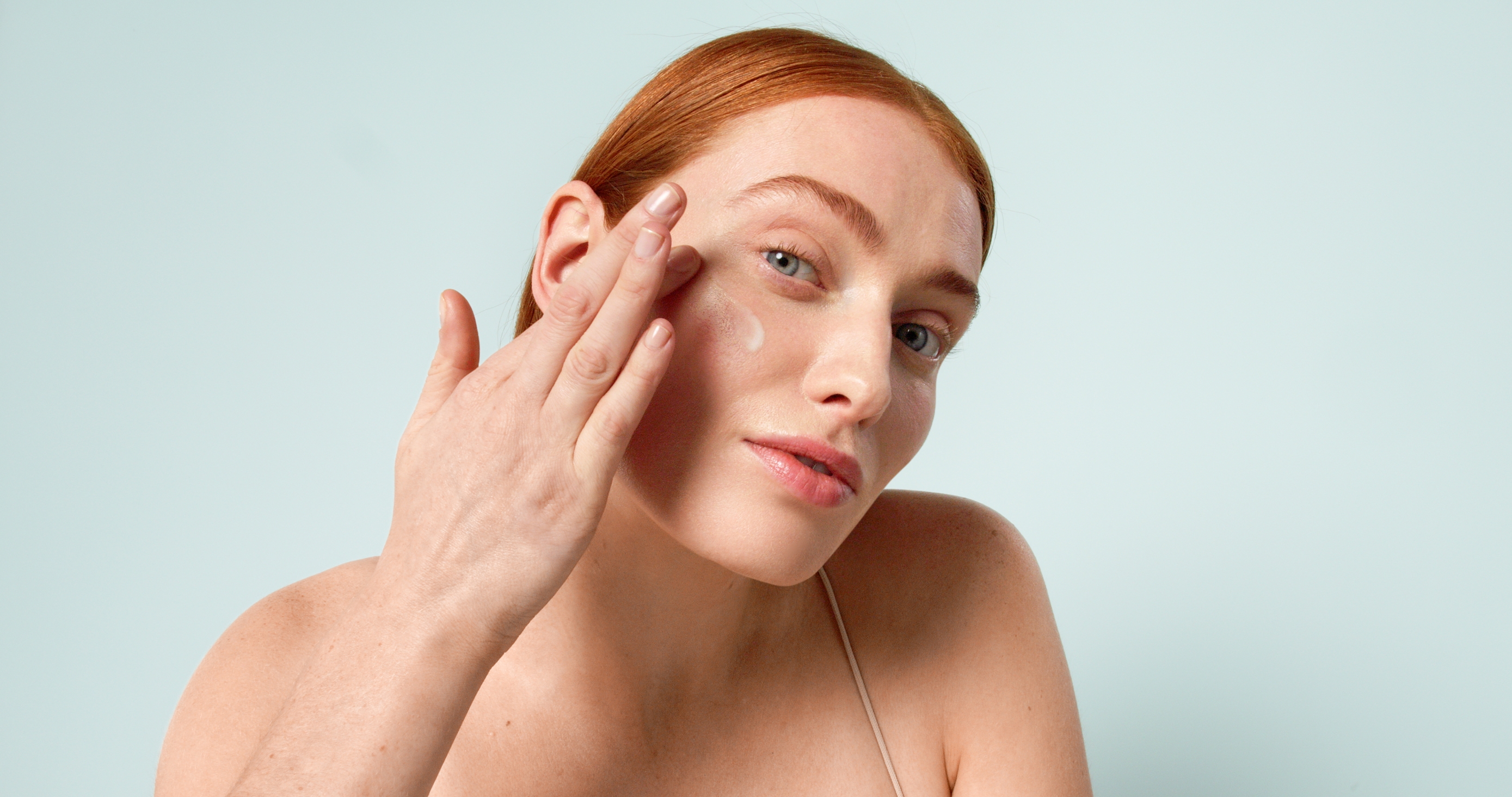 Pronašli smo anti-age serum koji može da umiri kožu sklonu crvenilu, smanji iritacije i osećaj toplote
