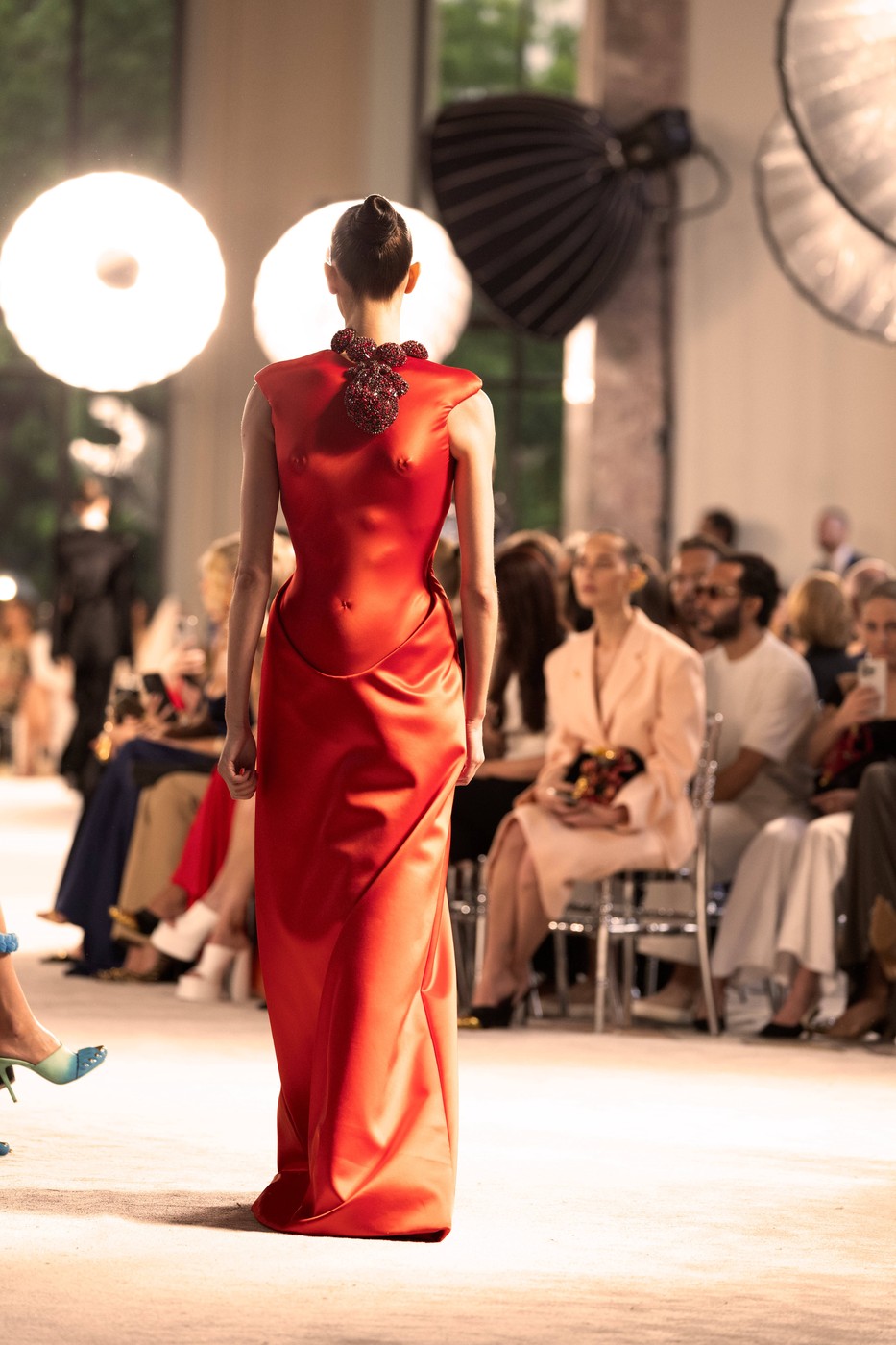 Schiaparelli je Haute Couture kolekcijom za jesen/zimu 2025-26 dokazao da je srce i puls modne industrije