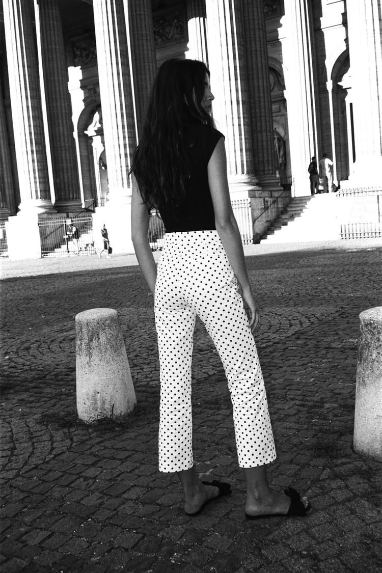Zara polka dot set je postao jedan od najtraženijih komada