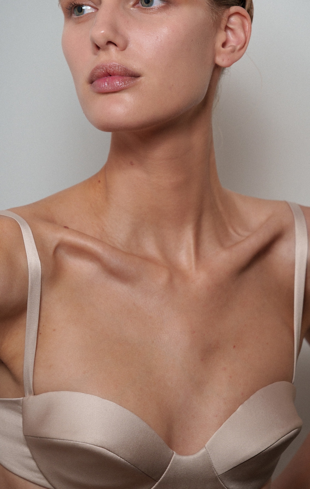 Estetski tretman „Barbie neck“ ponovo je u fokusu, ali stručnjaci poručuju – neće delovati kod svih