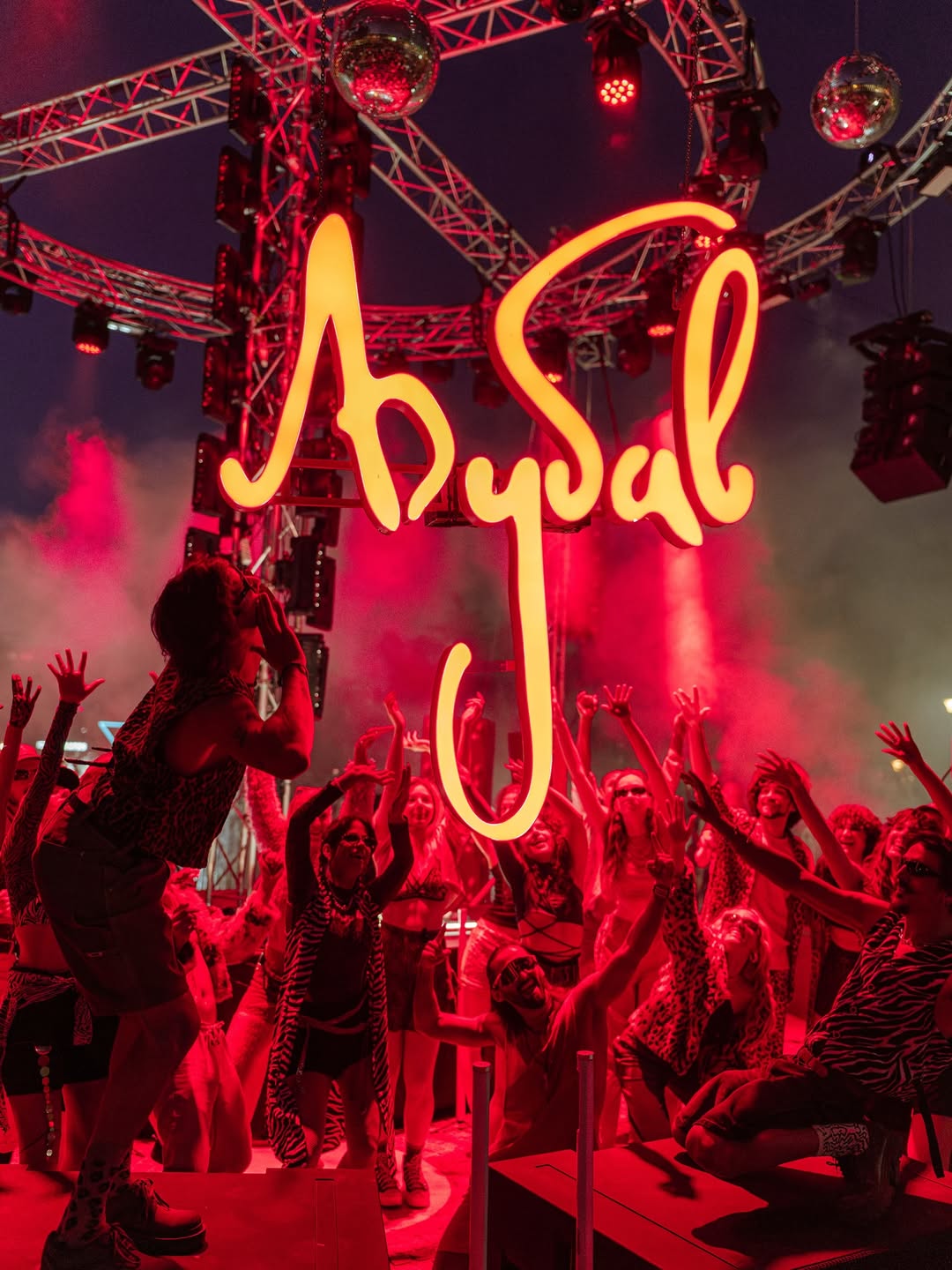 Novi stage na Ljubav Festivalu: Vinyl Stage powered by adidas Originals
