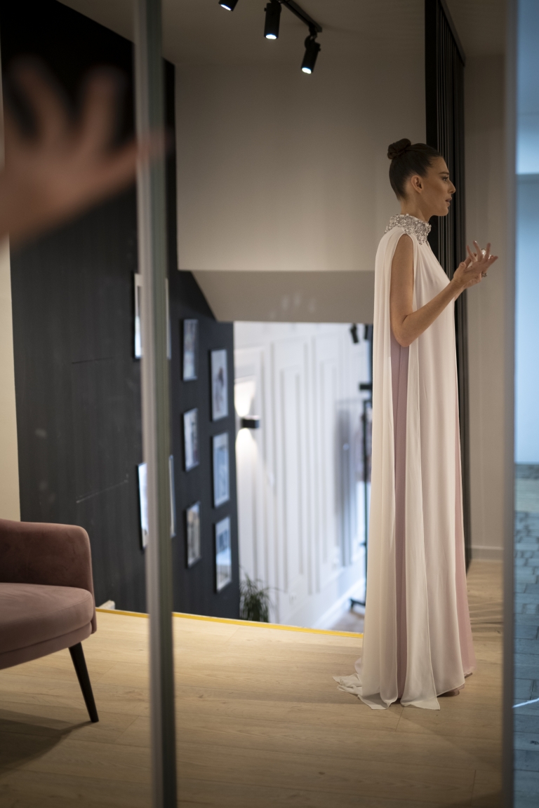 Milena Radulović u Kaftan Studio kreaciji u Sarajevu
