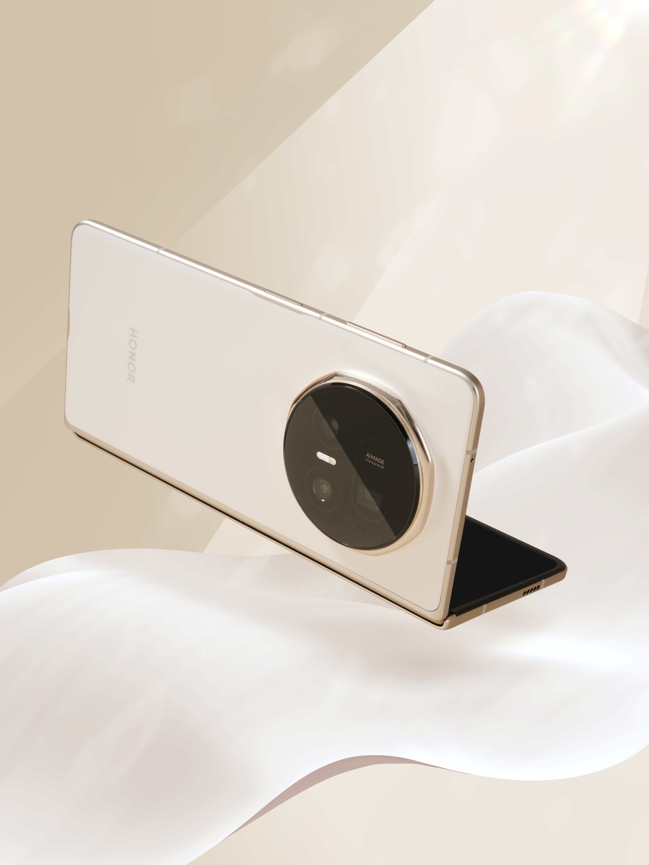 HONOR Magic V5 PR