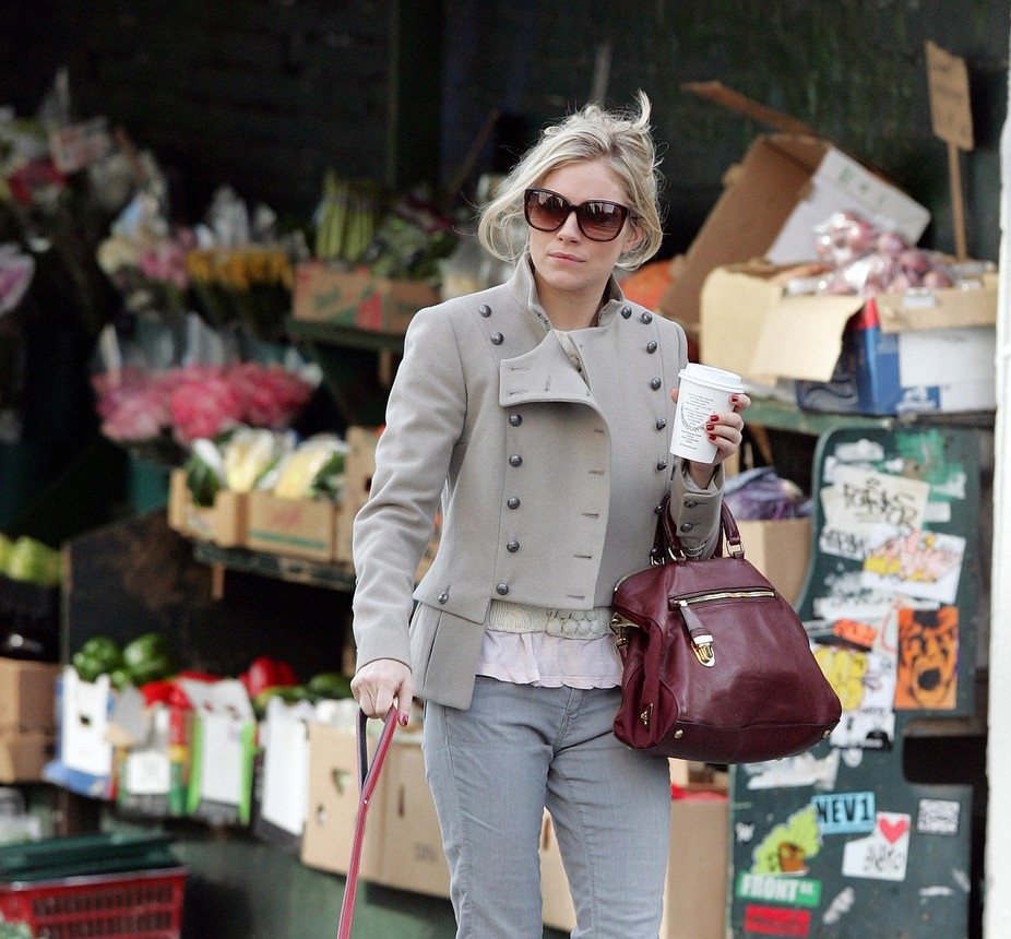 Kultni model Vivienne Westwood čizama koje su proslavile Kate Moss i Sienna Miller ponovo trenduje