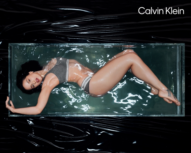 ROSALÍA je novo zaštitno lice Calvin Klein jesenje kolekcije