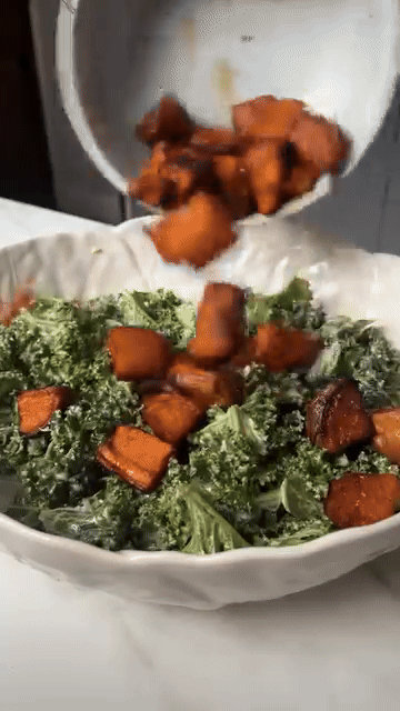 Salata sa keljem i batatom je savršena uvertira za jesenje obroke. Donosimo recept