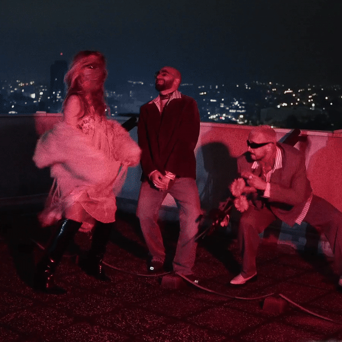 Domaći cover bend čije obrade kultnih hitova su oduševile region: Šta i ko se krije iza nas troje?