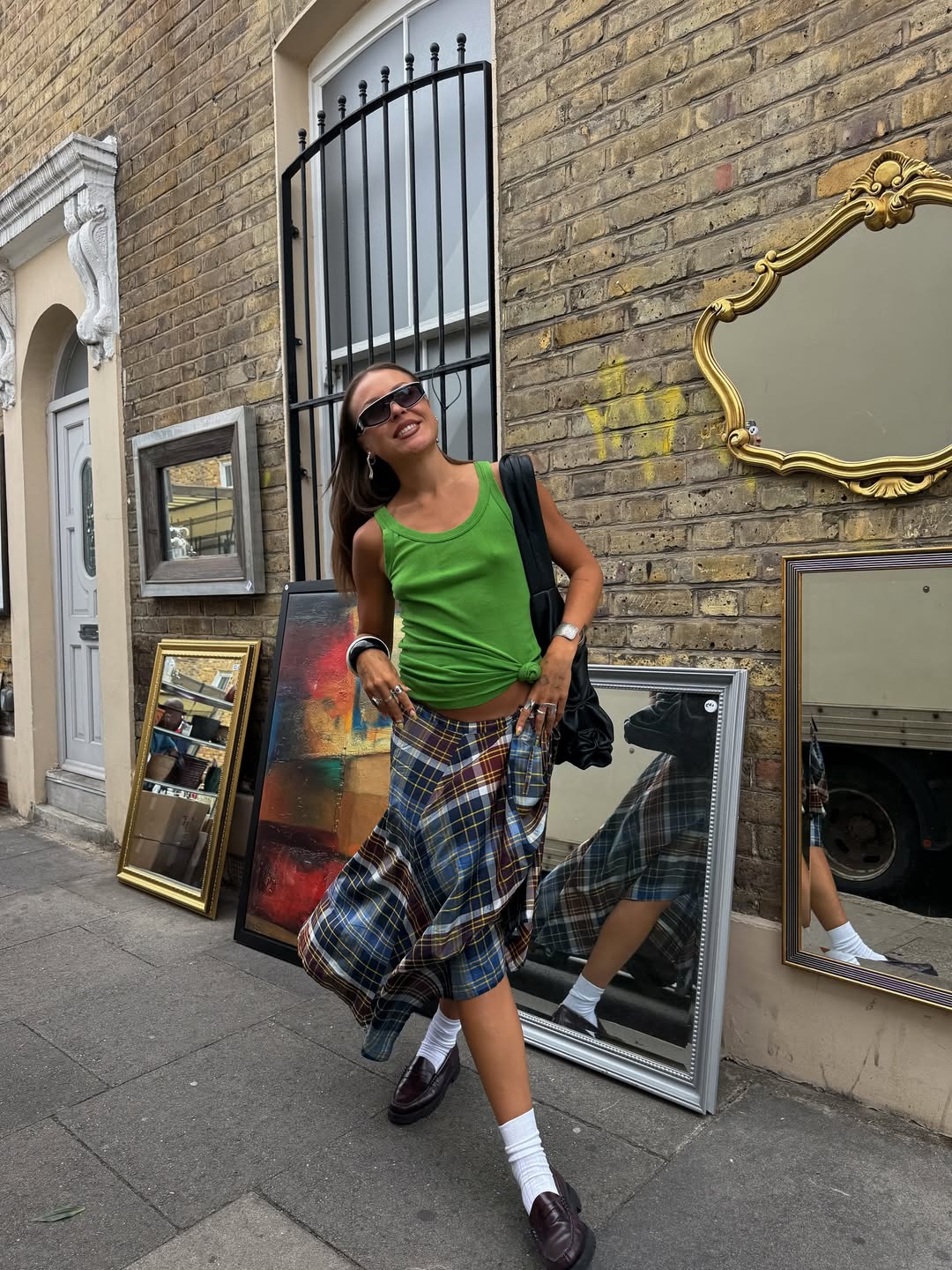 Izdvajamo najlepša ogledala iz aktuelne high-street ponude (i kako da ih optimalno iskoristite u prostoru)
