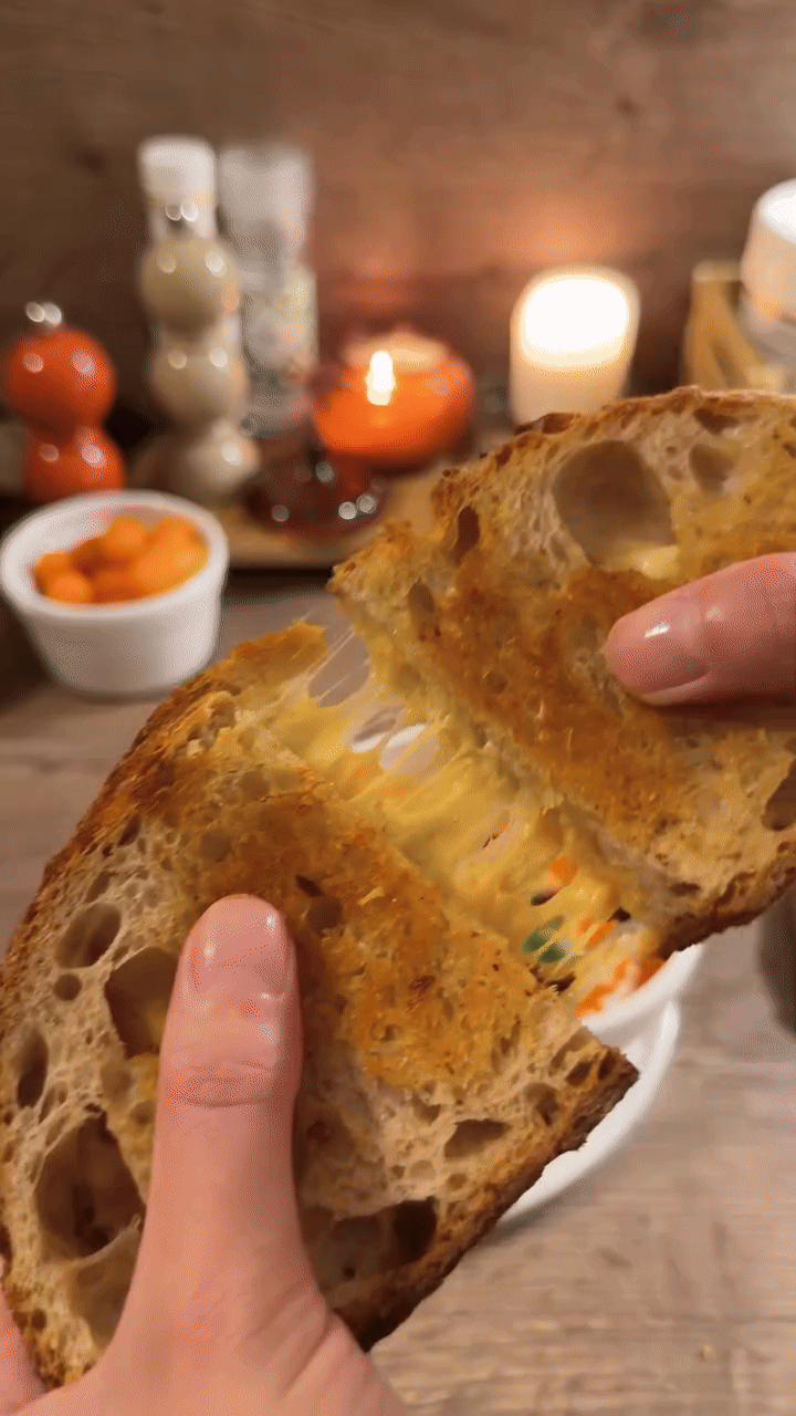 Omiljeni jesenji (gastro) combo: Čorba od paradajza & tost sa sirom