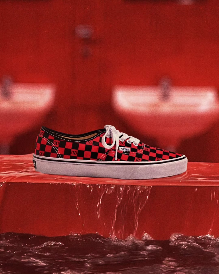 Haute couture na skejterski način: Nova Valentino x Vans kolaboracija je tu