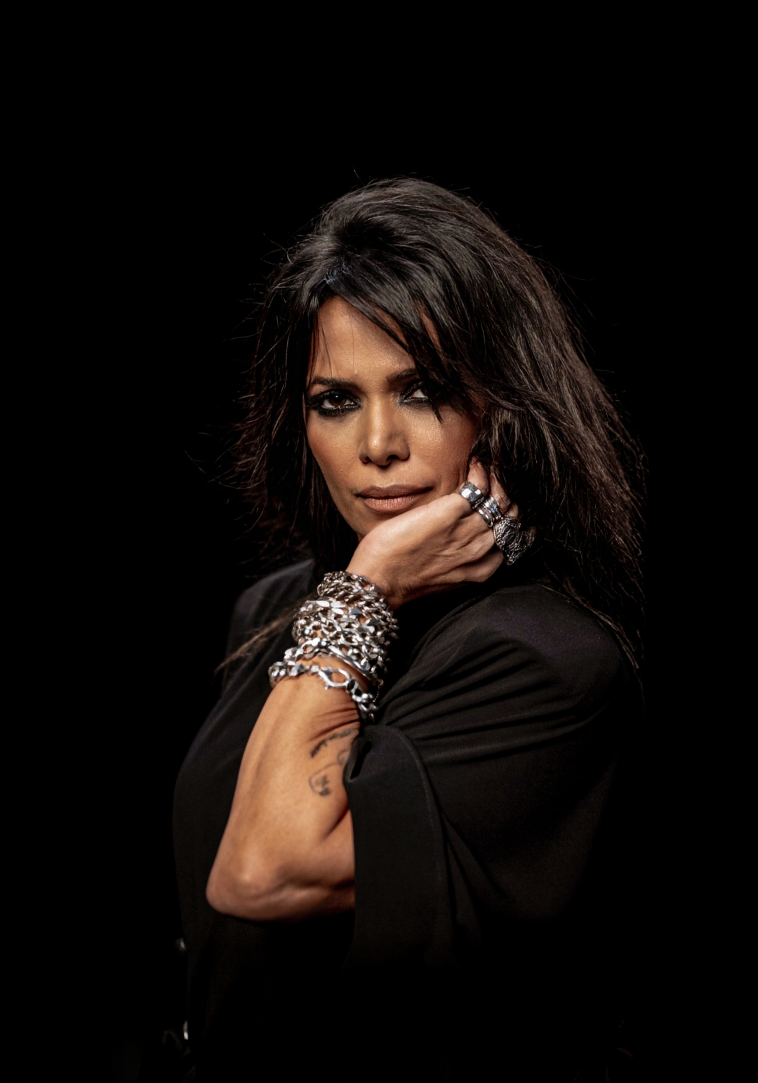 Yasmin Levy ponovo u Novom Sadu: Ne propustite muzički spektakl u Srpskom narodnom pozorištu