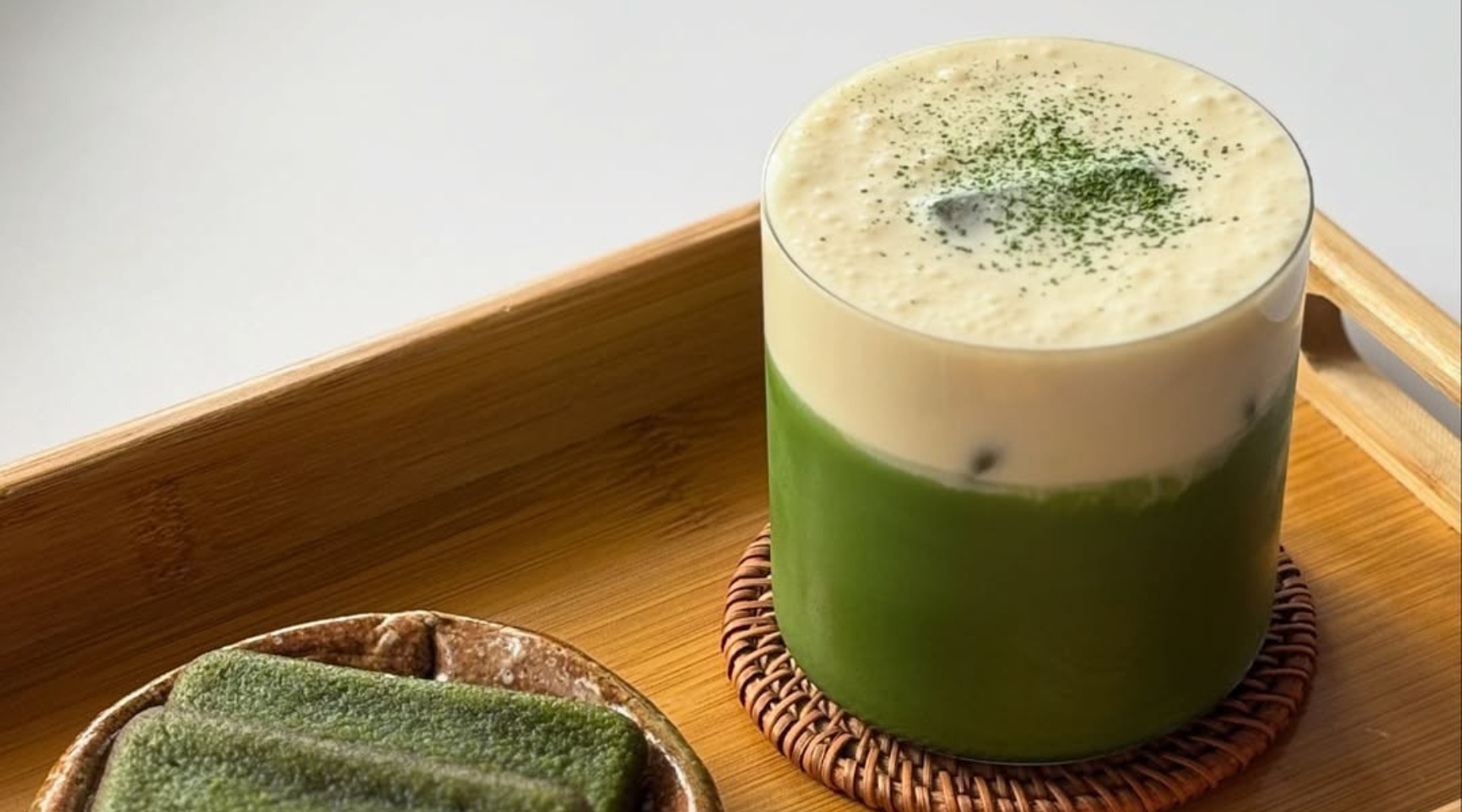 Novi dan, novi napitak s ukusom zelenog čaja: Imamo recept za banana bread matchu