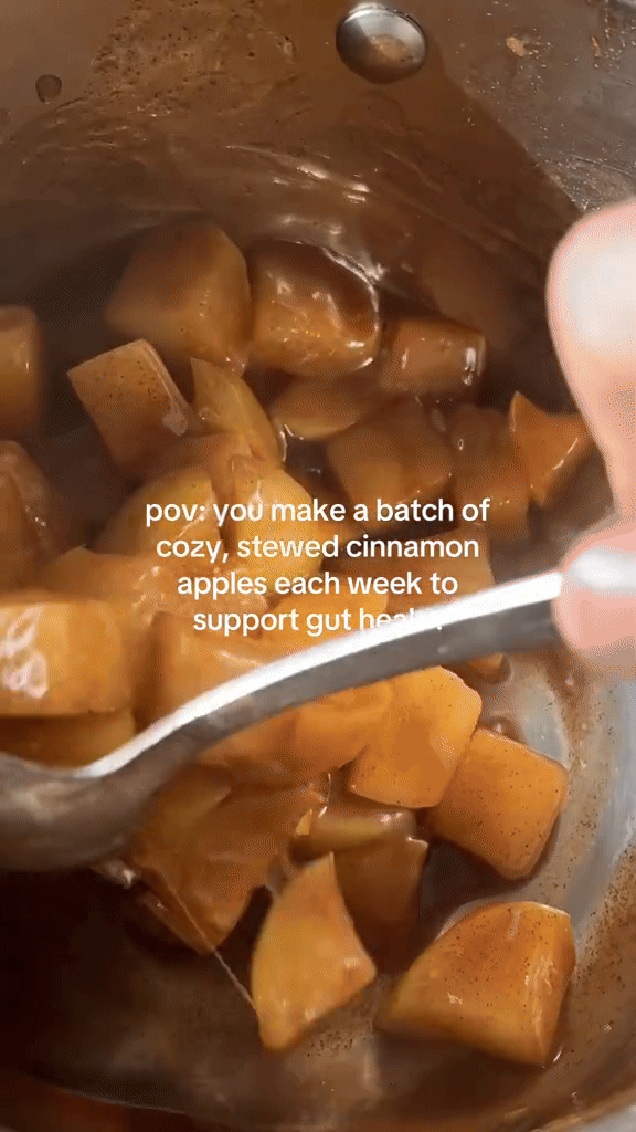 Evo zbog čega jabuke sa cimetom tokom jeseni postaju naša (gastro) opsesija