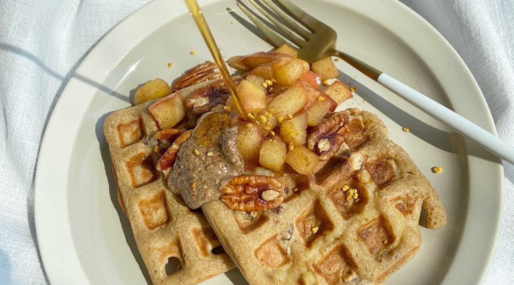 Evo zbog čega jabuke sa cimetom tokom jeseni postaju naša (gastro) opsesija