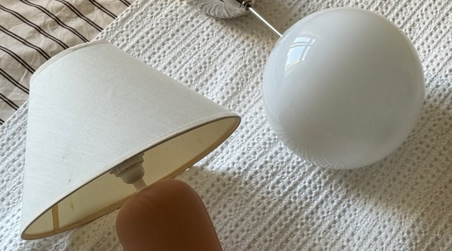 Dobro osvetljenje je sve, a mi izdvajamo najlepše dekorativne lampe koje će osvežiti vaš prostor