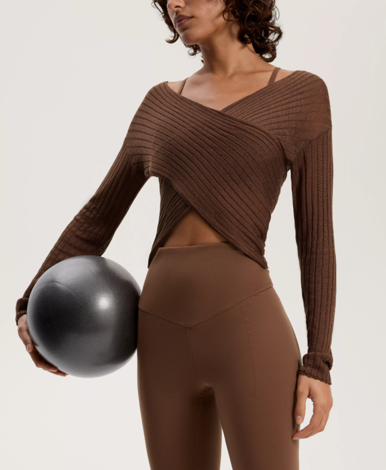 Oysho nas motiviše na trening. Izdvajamo favorite iz nove activewear kolekcije (a otkrivamo i njihovu mobilnu aplikaciju)