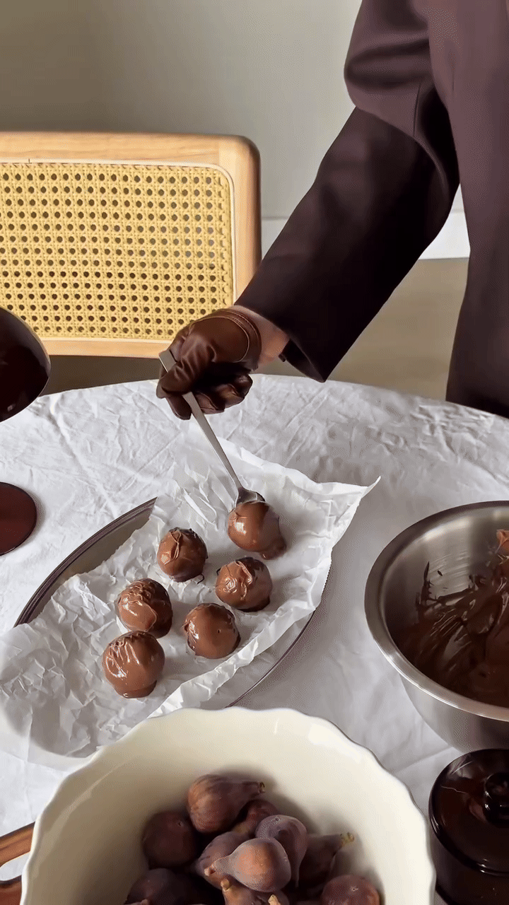 Smokve u čokoladi su slatki (sezonski) recept kom bi retko ko odoleo
