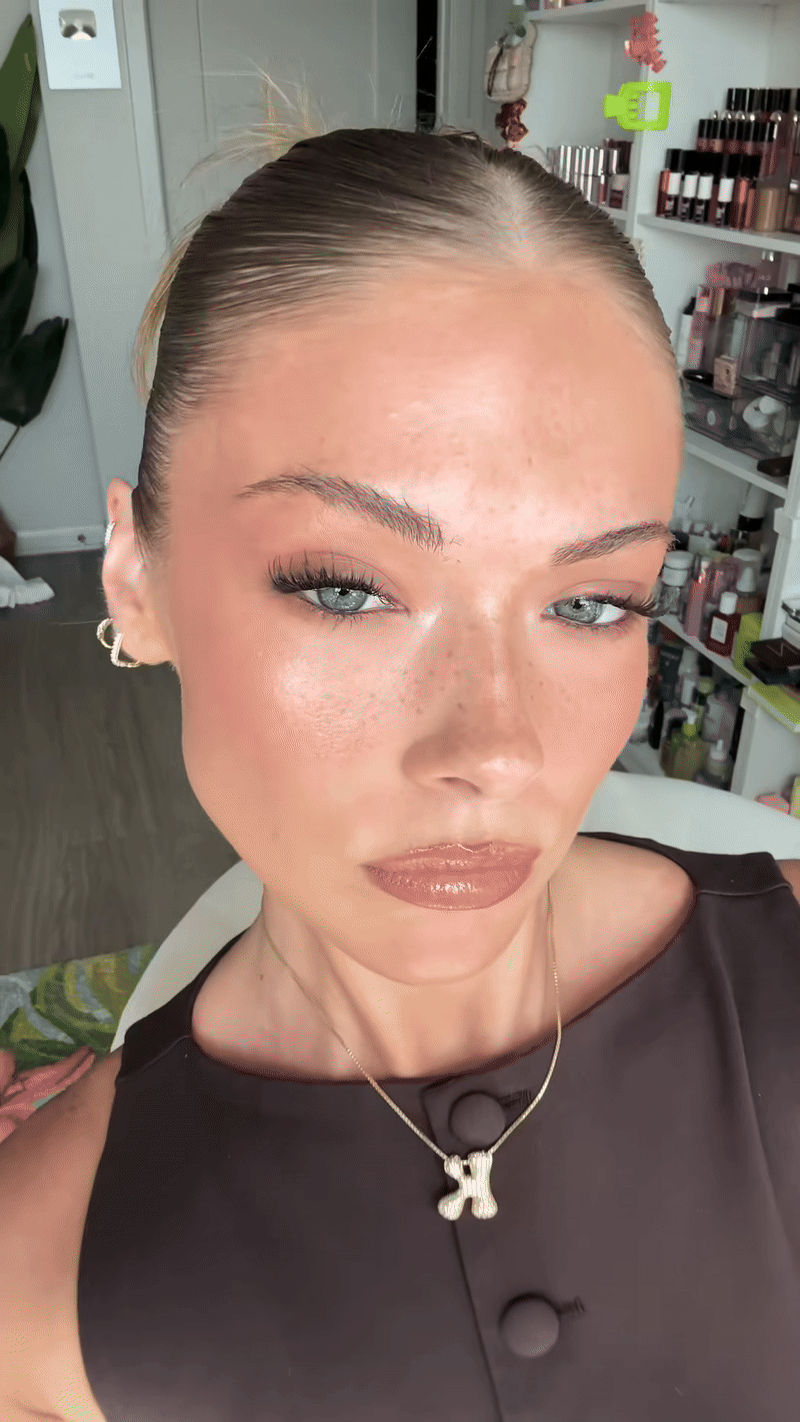 Toasty glam je jedan od najtraženijih makeup look-ova ove jeseni, a evo kako ga postižemo