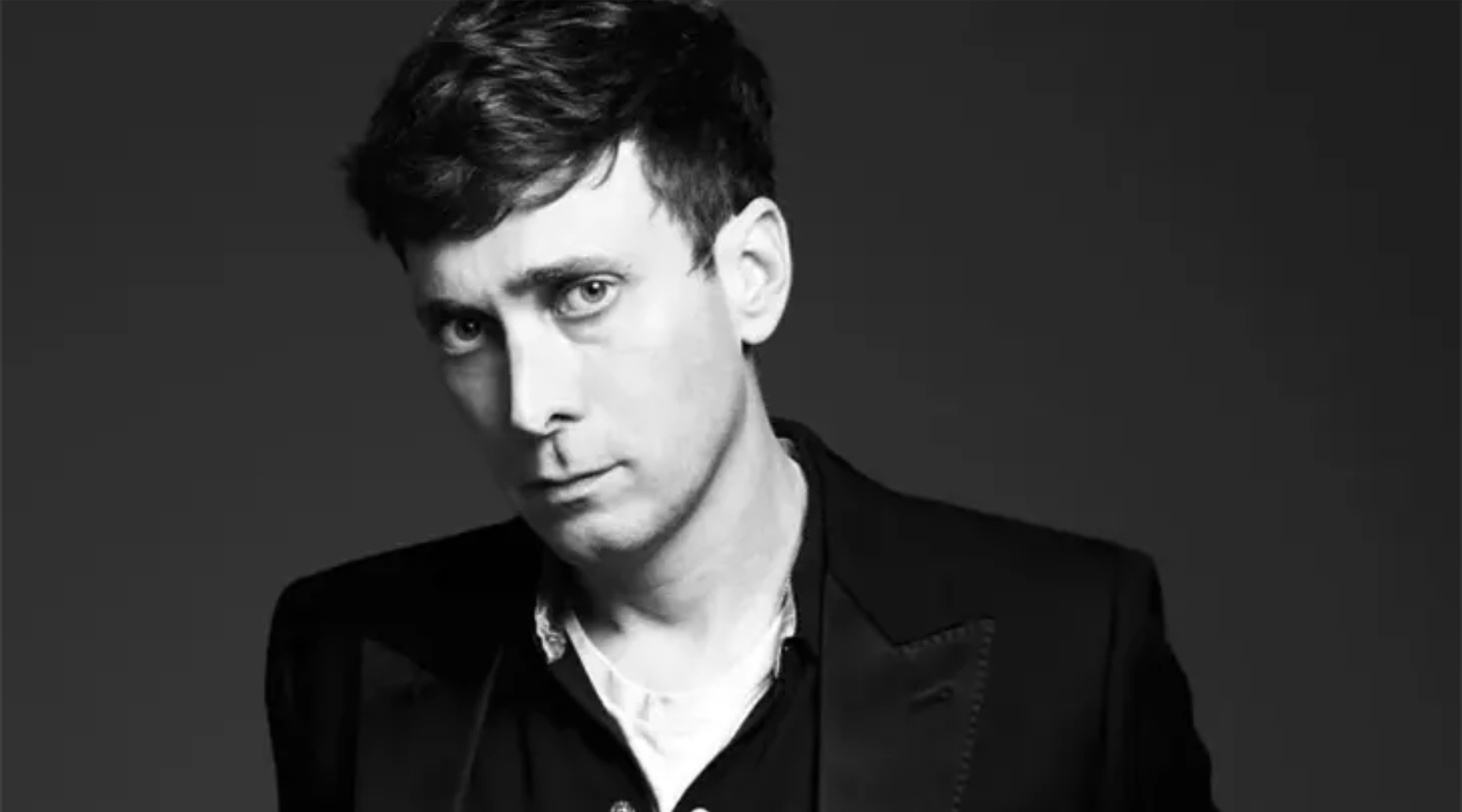 Rumor has it: Hedi Slimane odlazi u Armani?