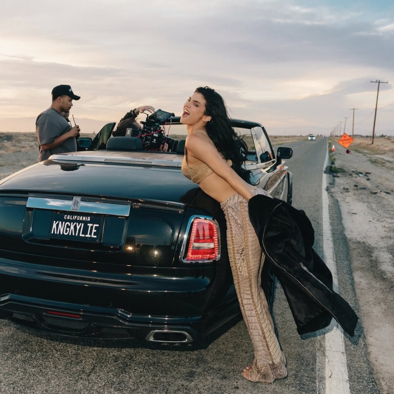 Povratak King Kylie ere kroz novu liniju šminke