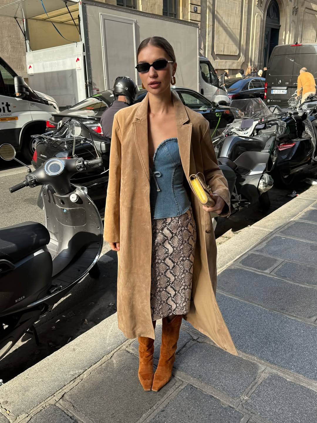 Chic on a budget: Šoping vodič za autfit koji savršeno spaja trendy i večne komade