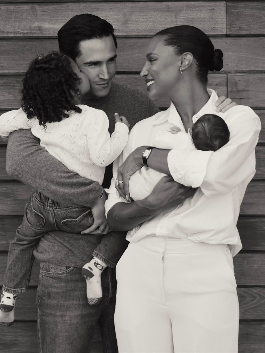 Baby news: Jasmine Tookes je po drugi put postala mama