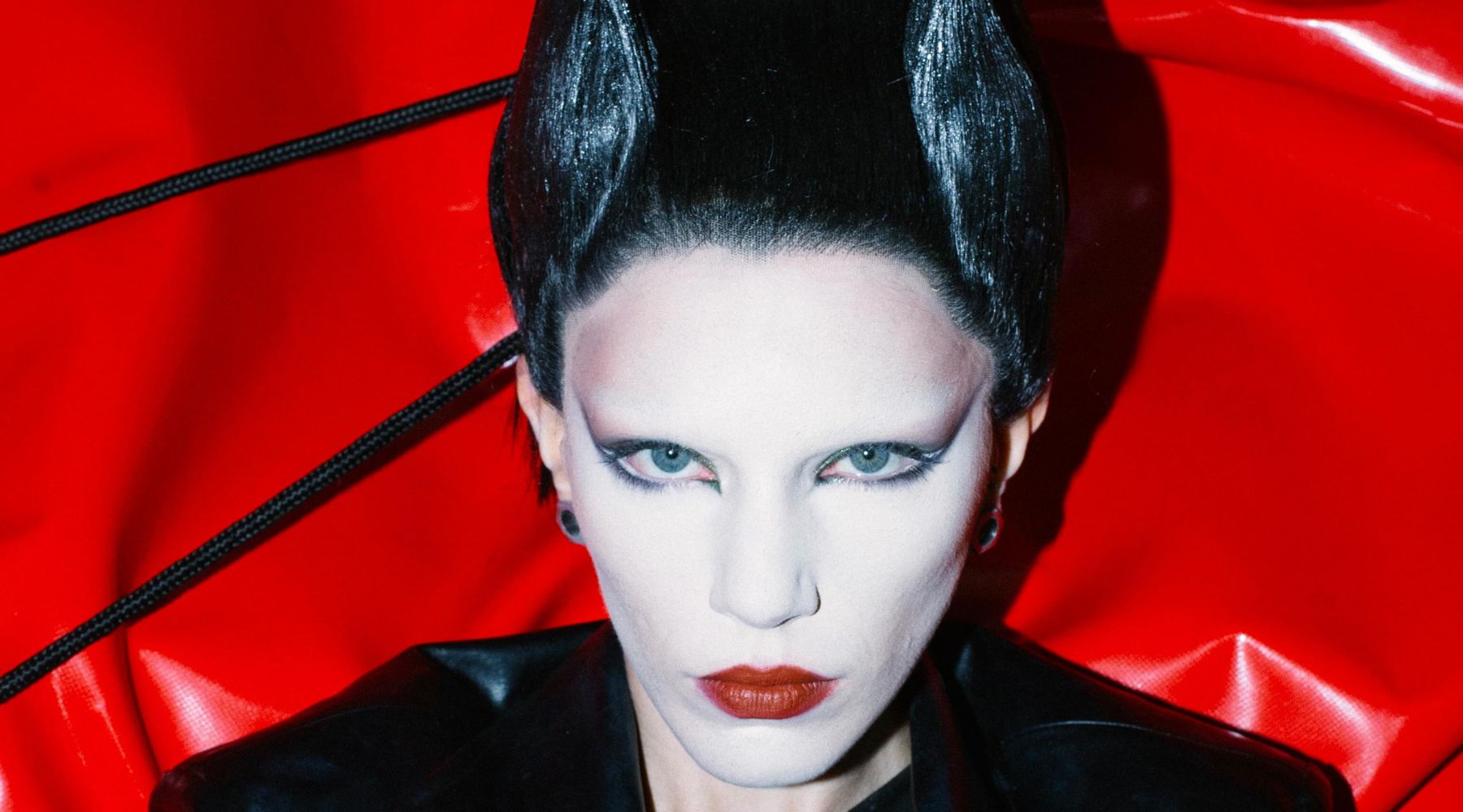 Macha Ravel objavila novu pesmu „Pasegoni“