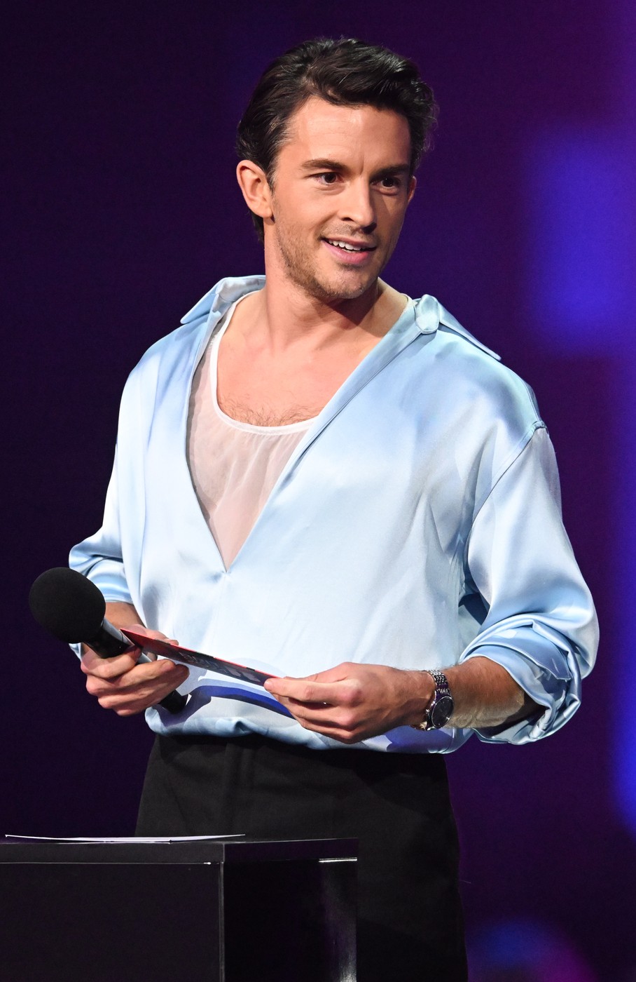 Da, da, da! Jonathan Bailey je zvanično najzgodniji muškarac na svetu – i potpuno podržavamo ovaj izbor