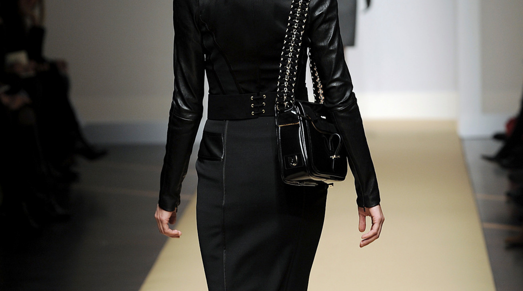 Cool girls wear vintage, a ovo su underrated brendovi koje triftujemo ovih dana